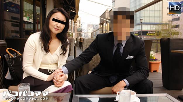 吉川絵美<br />『人妻投稿映像 〜熟年夫婦の知られざる破廉恥な性ドキュメント〜』